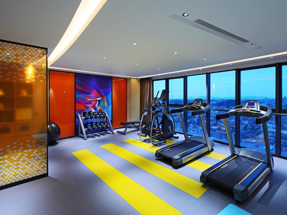 Hampton By Hilton Zhongshan Nanlang Buitenkant foto